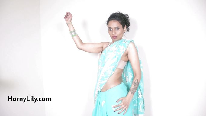 Horny Indian Housewife In Sari Dancing To Strip Naked In This Hd Homemade Porn